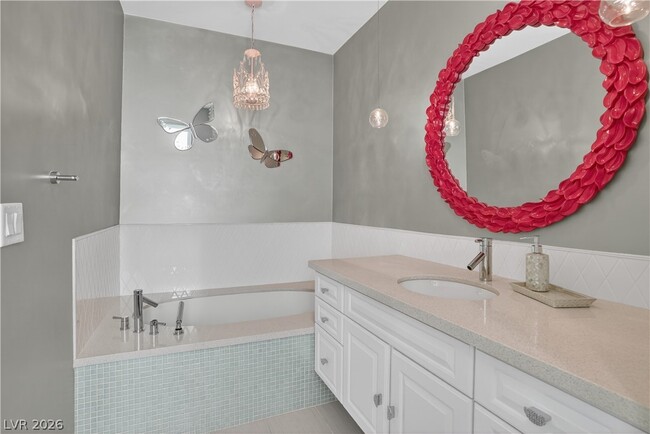 Building Photo - 98 Sun Glow Ln