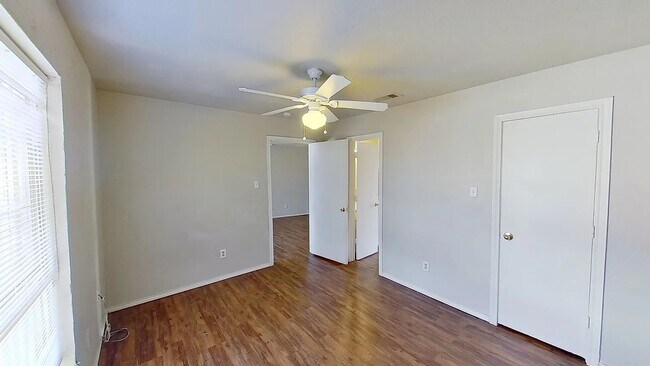 Building Photo - 2703 Kool Ave