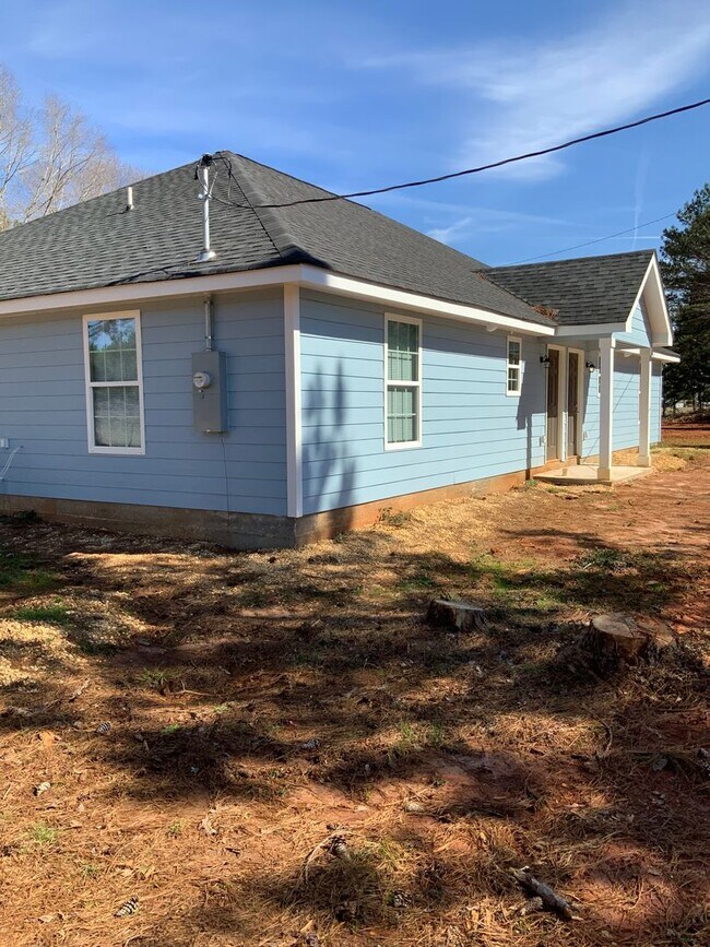 Building Photo - 480 N Mt Zion Rd