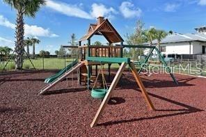 Building Photo - 1266 Riverscape St