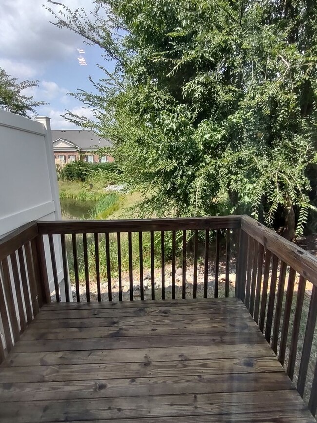 Building Photo - Cozy Townhome located in the popular Prosp...
