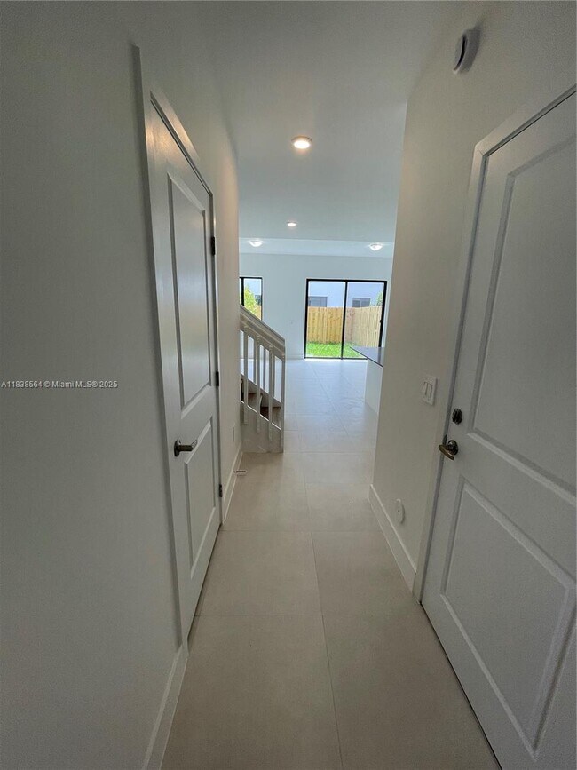 Building Photo - 34503 SW 191st Ct