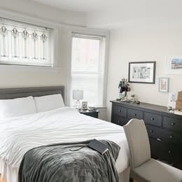 Building Photo - 3155 N Pine Grove Ave