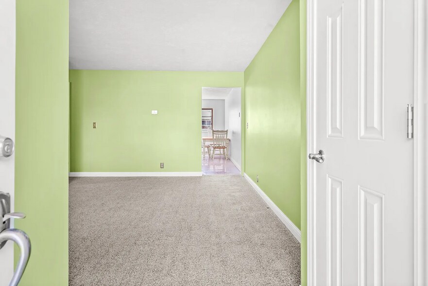 Living room and hall - 501 E Cherry St