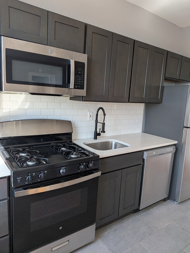 Floorplan - 758 Jersey Avenue