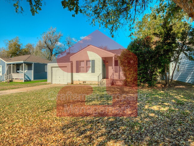 Building Photo - 3225 NW 33rd St