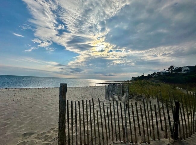 Building Photo - 0000 Unspecified