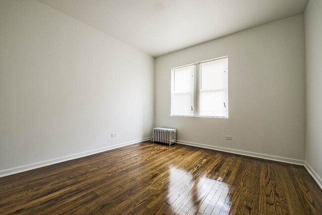 Bedroom - 7752 S Cornell Ave