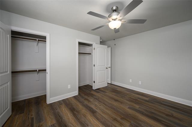 Building Photo - 2801 Tulip Dr
