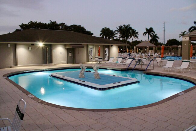 Building Photo - 1801 Eleuthera Point