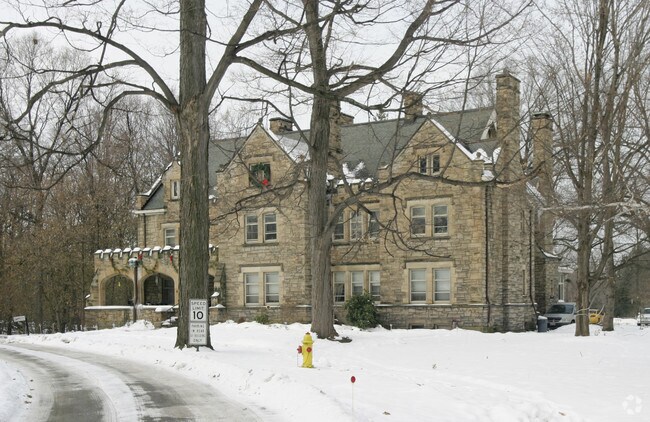 Main Building View - Van Gorder Manor