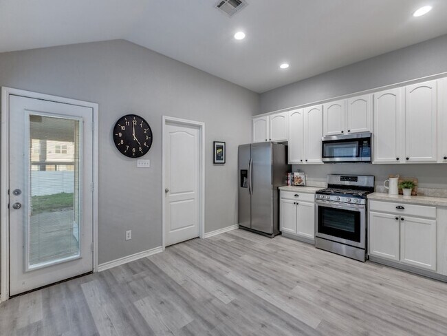 Building Photo - 1636 Spanish Moss Wy
