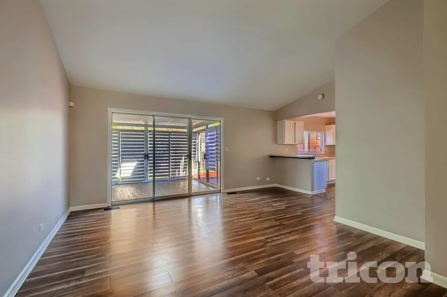 Building Photo - 2666 Prairieview Ln