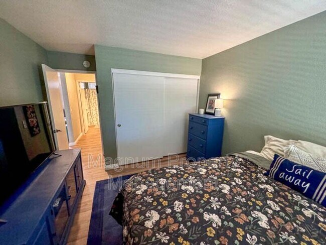 Building Photo - 25211 Corte Sombrero