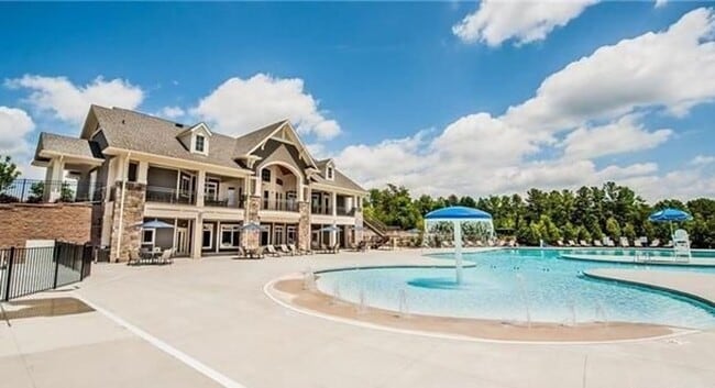 Building Photo - This Almost New Construction home, with 5 bedrooms & 4 baths