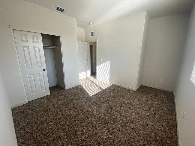 Building Photo - Newer Construction 4 Bedroom 2.5 Bath Home...