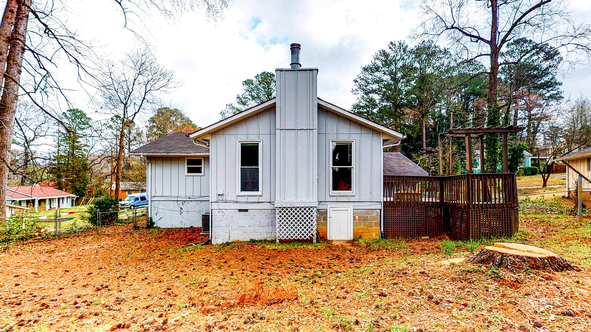 Building Photo - 362 Camelot Pkwy