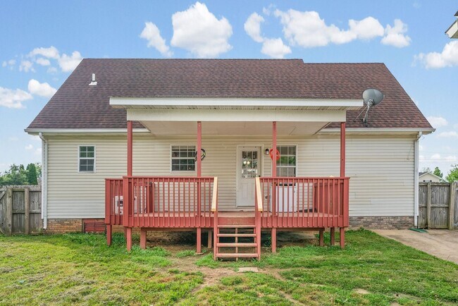 Building Photo - 919 Van Buren Ave