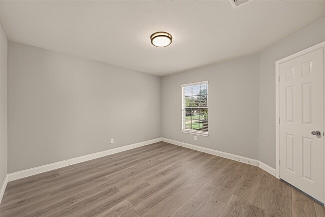 Building Photo - 12819 Wisteria Park Dr