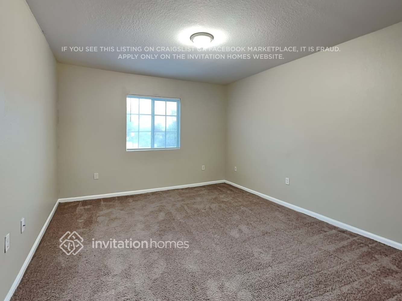 Building Photo - 27407 SW 143rd Ave