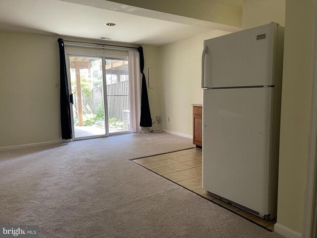 Building Photo - 21054 Cornerpost Square