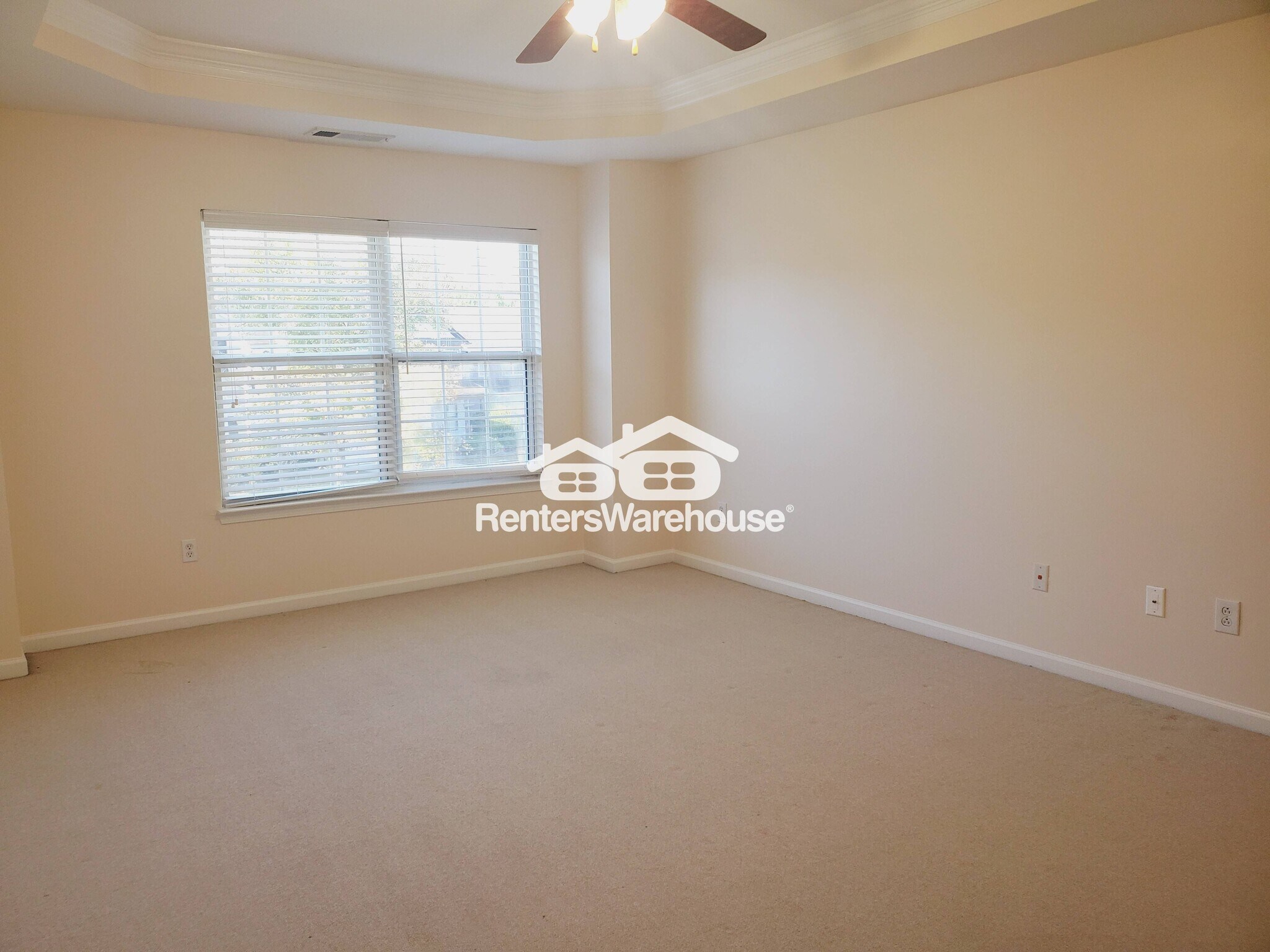 Building Photo - 7711 Parkside Dr