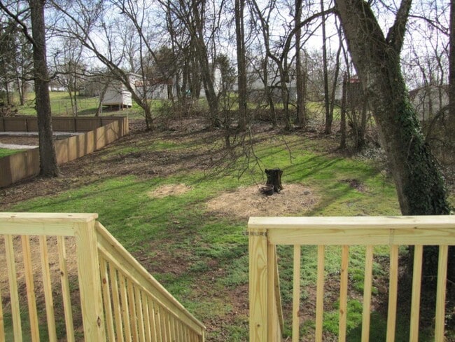 Building Photo - 2 Bedroom 1 Bathroom in South Knoxville