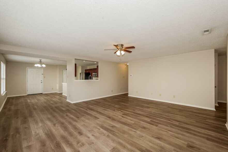 Building Photo - 6241 Amber Valley Ln