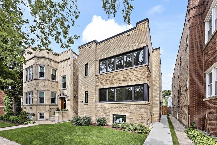 Primary Photo - 5849 N Virginia Ave