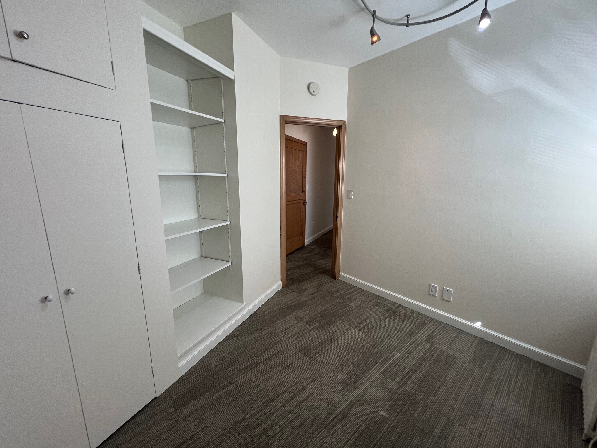 Bedroom #2 - 3900 Sunnyside Rd
