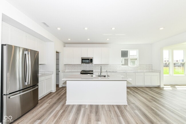 Building Photo - 5134 Golden Grv Dr