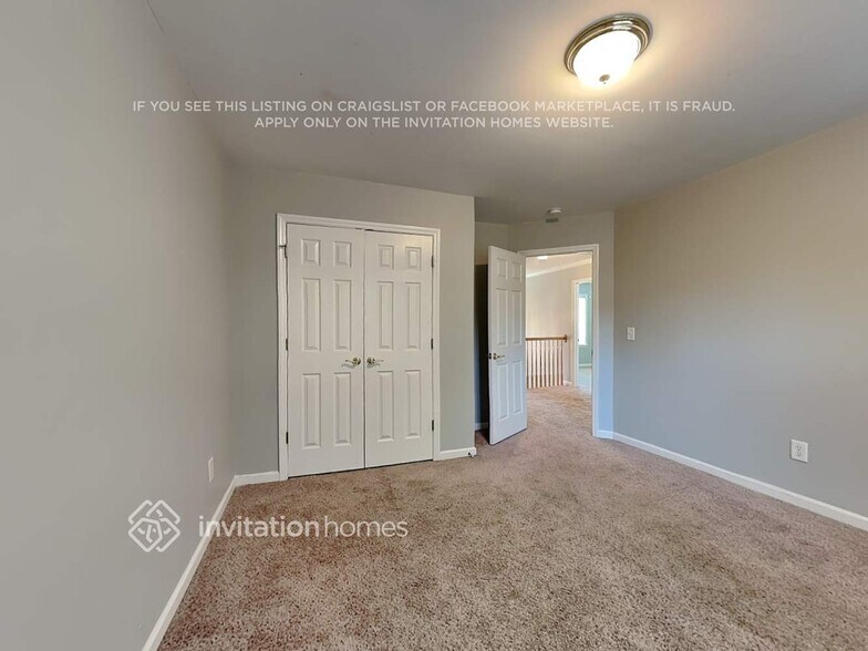 Building Photo - 4800 Tenby Dr