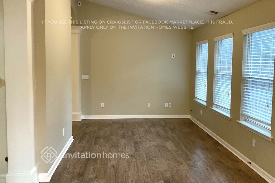 Building Photo - 1533 Milford Pl SW