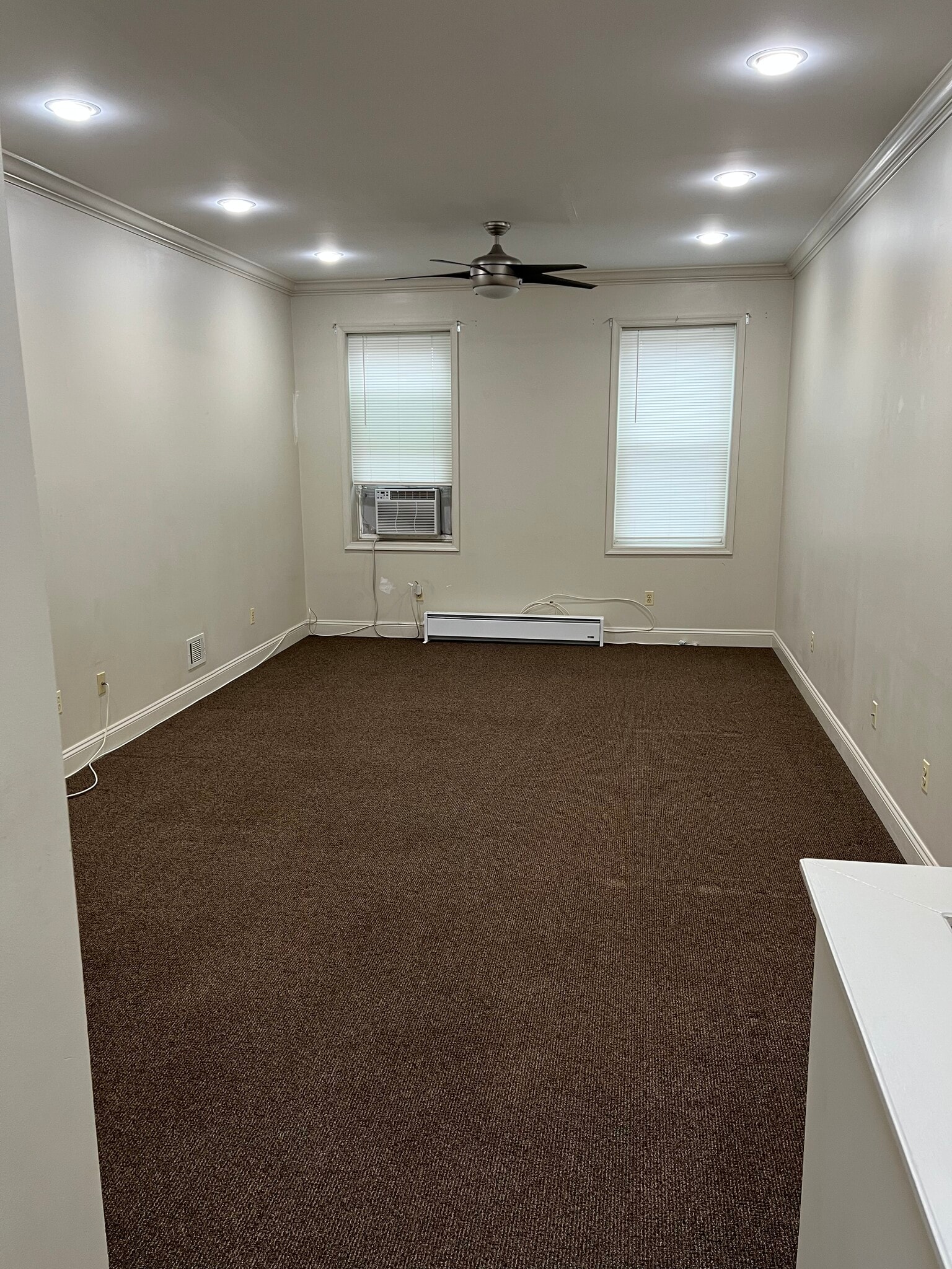 Building Photo - 3129 Eastern Ave