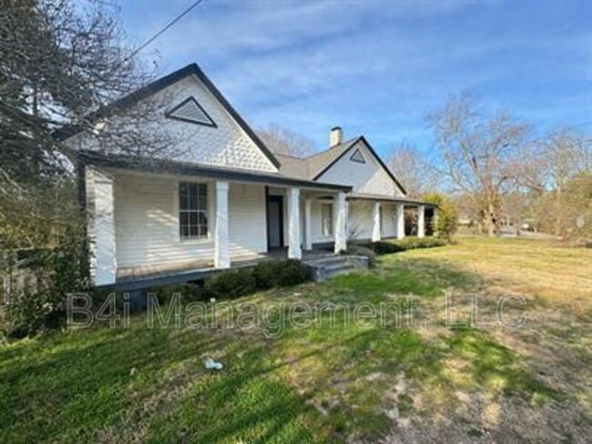 Building Photo - 306 Veazey St