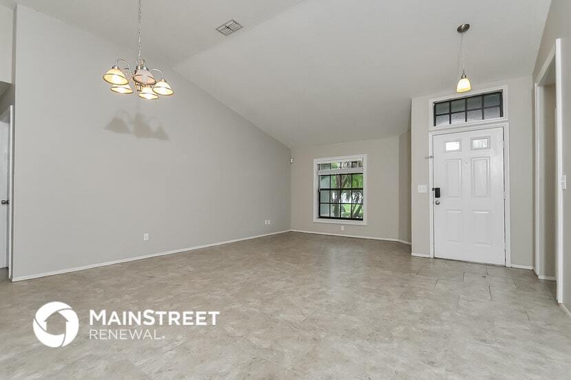 Building Photo - 12104 Fruitwood Dr