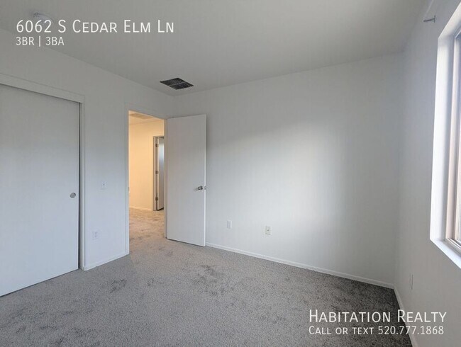 Building Photo - 6062 S Cedar Elm Ln