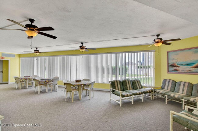 Building Photo - 55 Sea Park Blvd