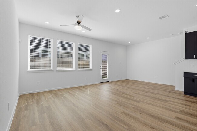 Building Photo - 7720 Inwood Grv Ln