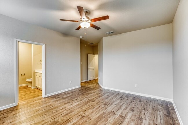 Building Photo - 7511 Tipton Meadow Way