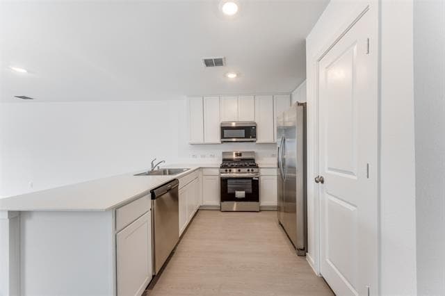 Building Photo - 3812 Ontario Wy