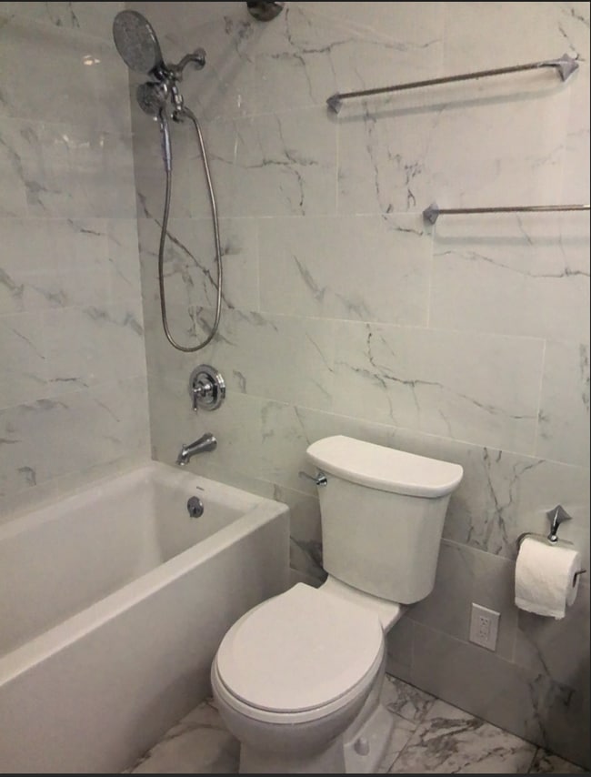 Building Photo - 3555 Northwood Dr.