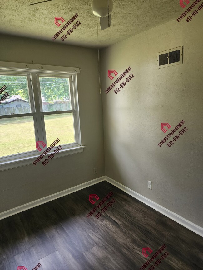 Building Photo - 2051 Covert Ave