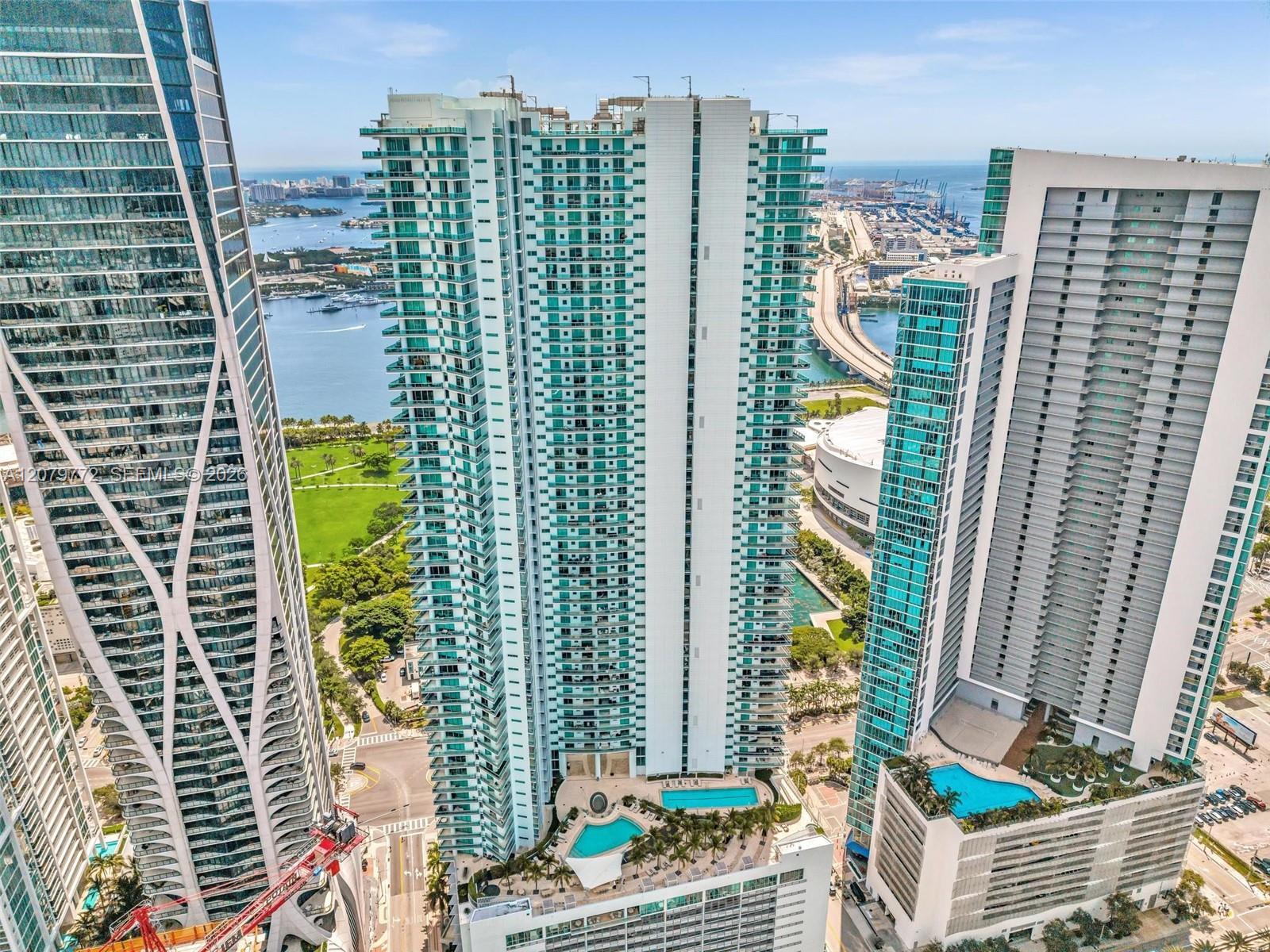 Building Photo - 900 Biscayne Blvd