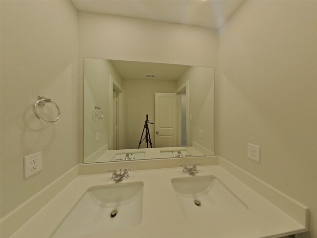 Building Photo - 22822 Terrazzo Dr