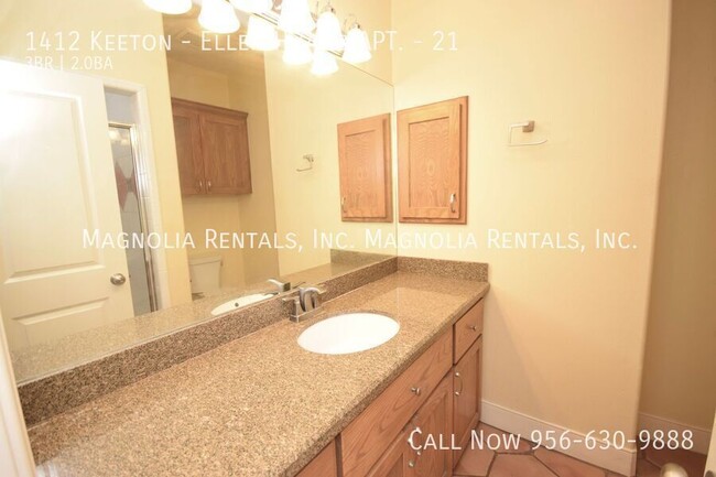 Building Photo - Condo For Rent South McAllen - 3 bedroom 2...