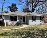 Building Photo - 3715 Greenway Pl