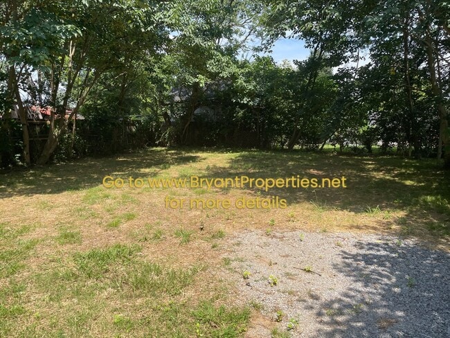 Building Photo - Madison - 2 Bedroom 1-Bath