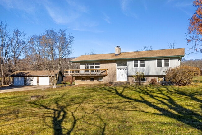 Building Photo - 475 Parum Rd