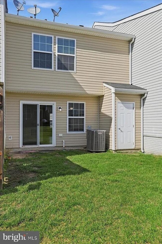 Building Photo - 38 Fastview Dr